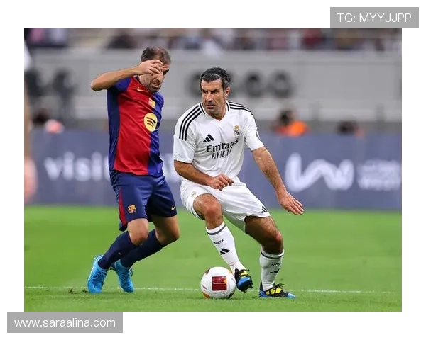 菲戈关键助攻助力球队获胜，持续展现传奇球星的技艺与影响力