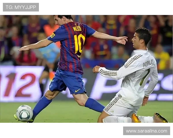 C罗 vs 梅西:历史第一人之争的核心差距分析 C罗 vs 梅西:历史第一人之争的核心差距分析