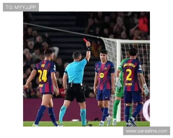 巴萨领先三球却被追平,控球优势下的失控问题正引发球队稳定性讨论 巴萨领先三球却被追平,控球优势下的失控问题正引发球队稳定性讨论